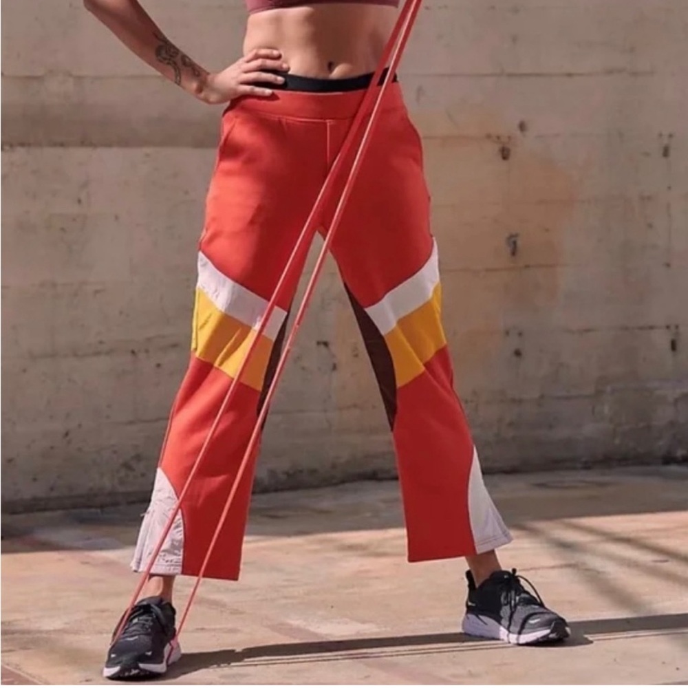 NWOT Free People Movement Flurry Pants - Picture 2 of 11